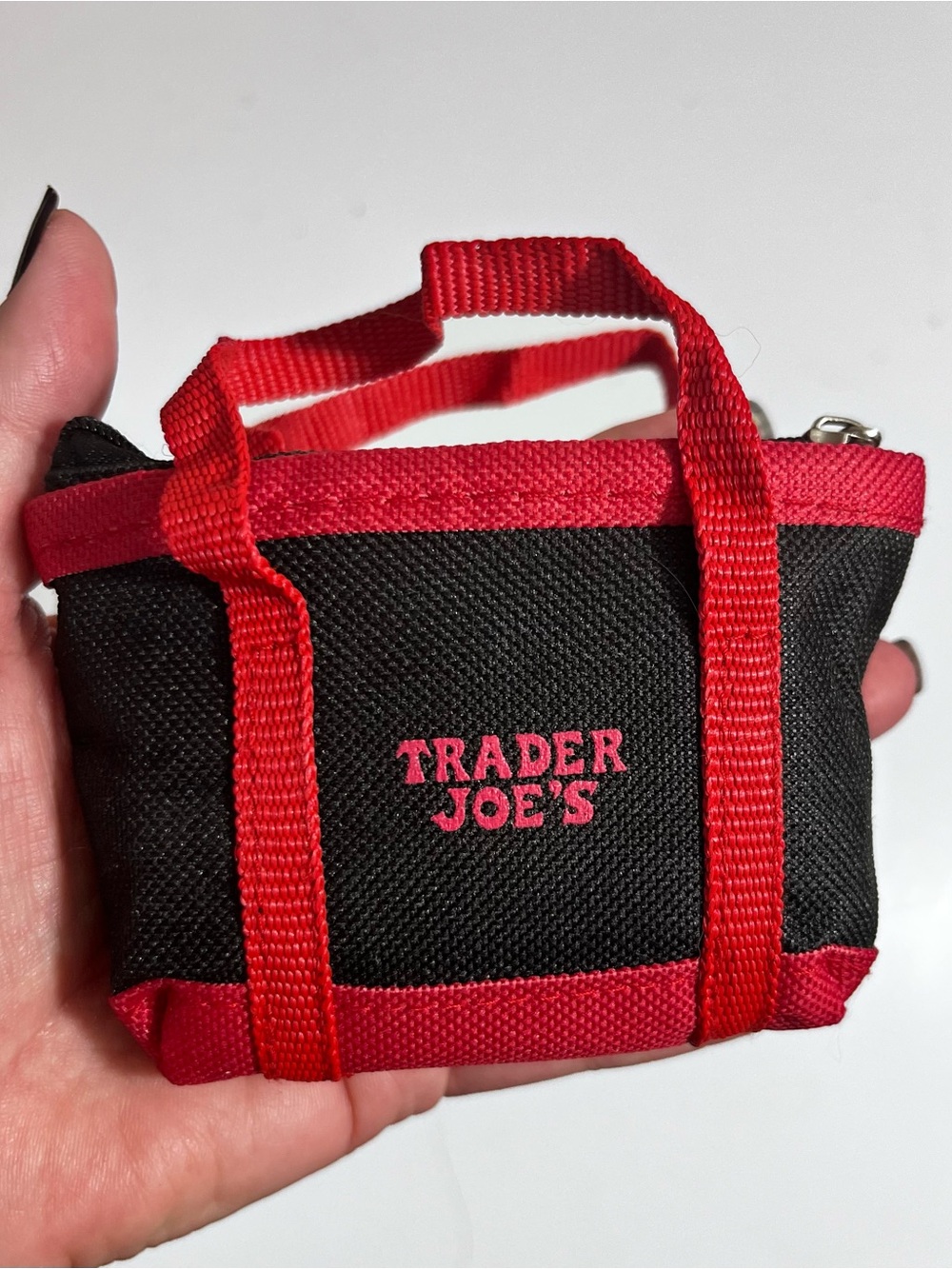 New Trader Joe’s Micro Mini Two in One Shopping Tote Bag Reusable Red Black